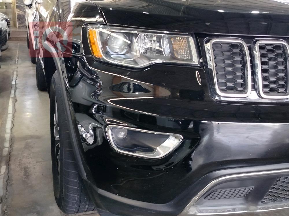 جیپ گراند شیرۆکی